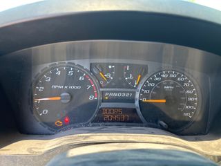 2004 Chevrolet Colorado LS - Interior Dashboard With Vehicle Running Image